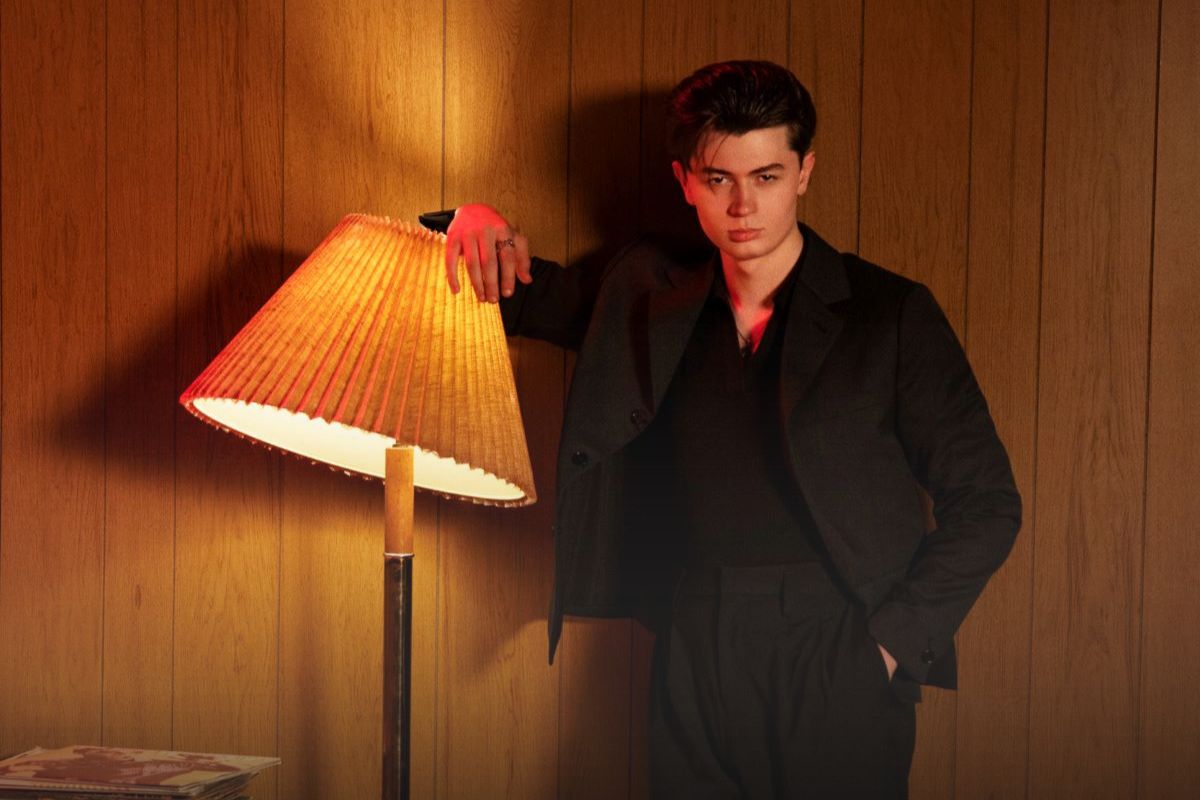 “Elliot James Reay ปลุกฟีลฟลอร์ลุกเป็นไฟ! คัมแบ็กสุดปังกับ ‘Who Knew ...